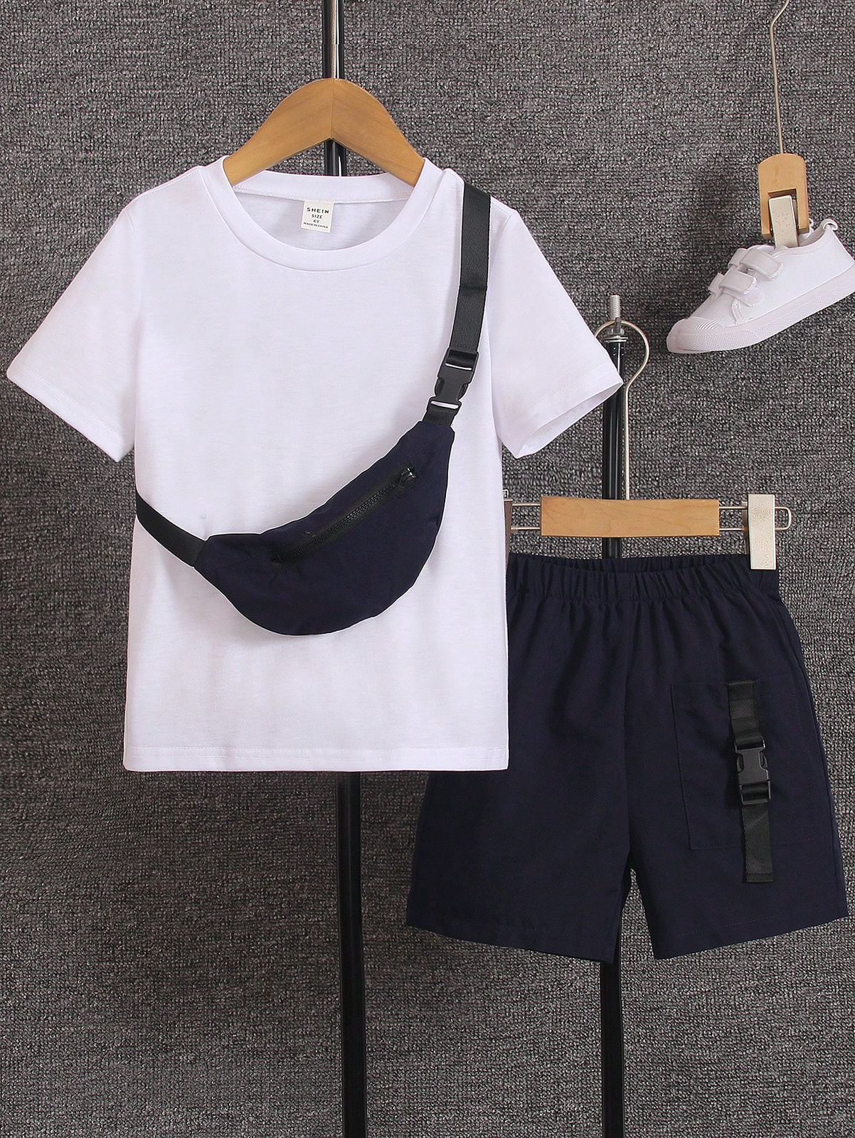 Conjunto Niño BlancoNegro Con Riñonera