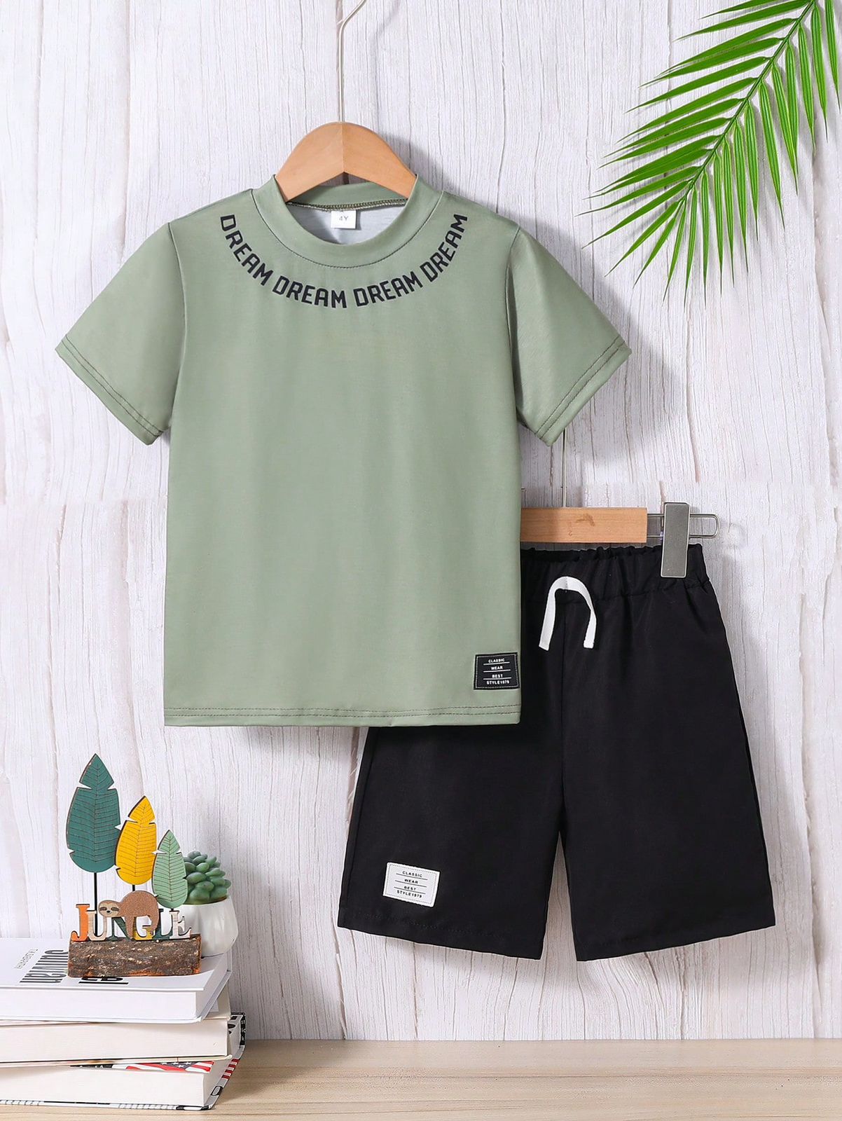 Camiseta de manga corta y pantalones cortos con estampado de letras casuales de verano para niños jóvenes