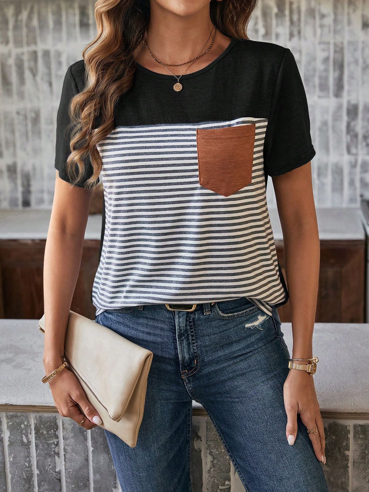 SHEIN LUNE Camiseta Para Mujeres Con Bloques De Color, Rayas Y Parches